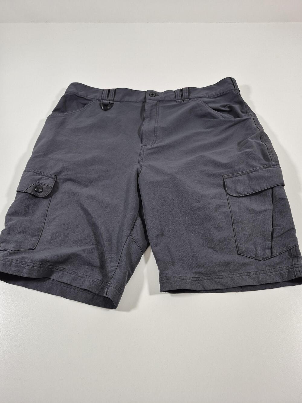 Gill Marine Cargo Shorts Mens XL Gray Nylon Stretch 11" Inseam Travel Outdoor